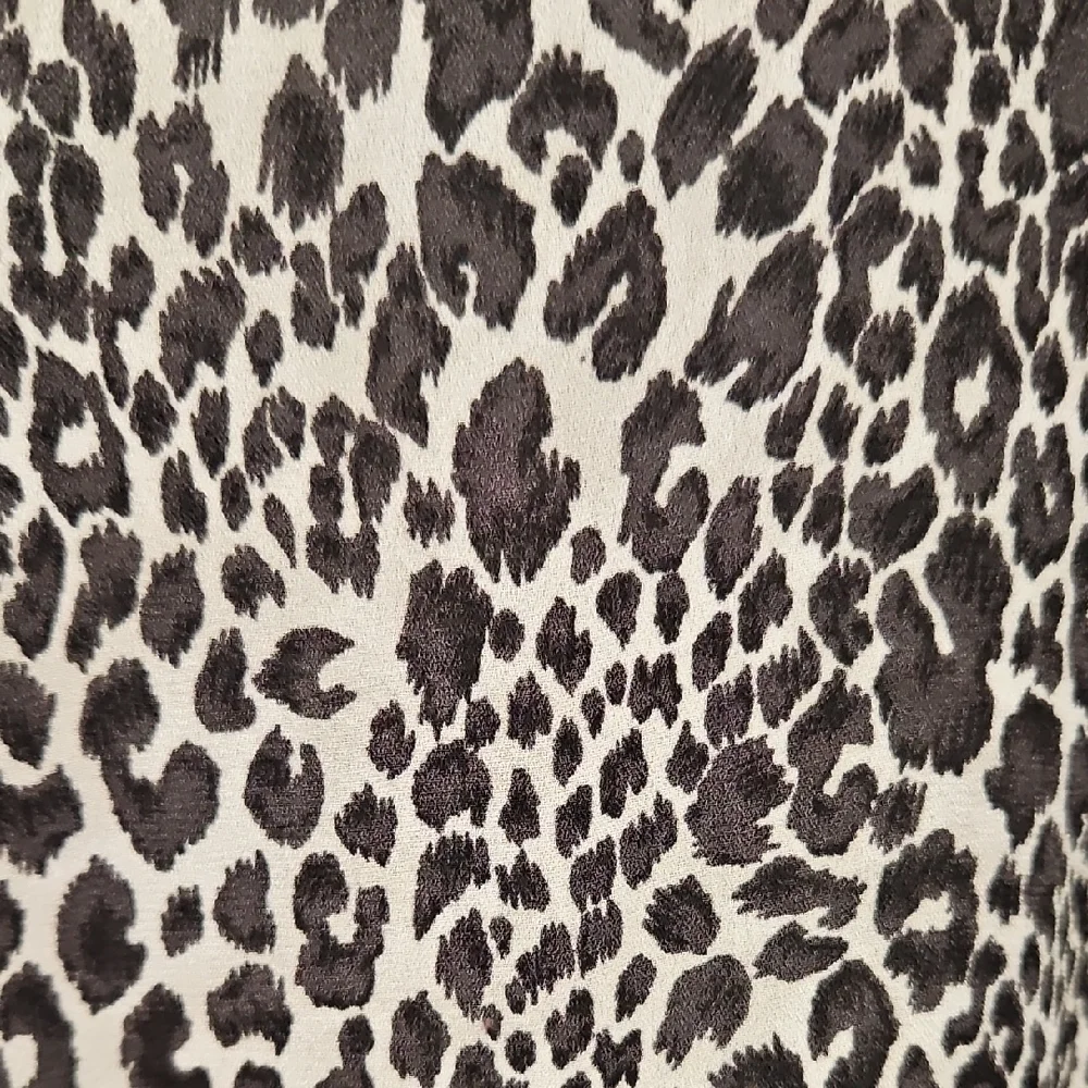 Catherines Monochrome Animal Print Blouse - Picture 3 of 6